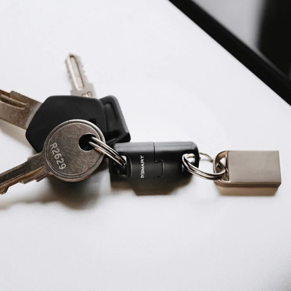 Key magnet - Quick keyring attachment